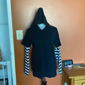 Hooded long sleeve